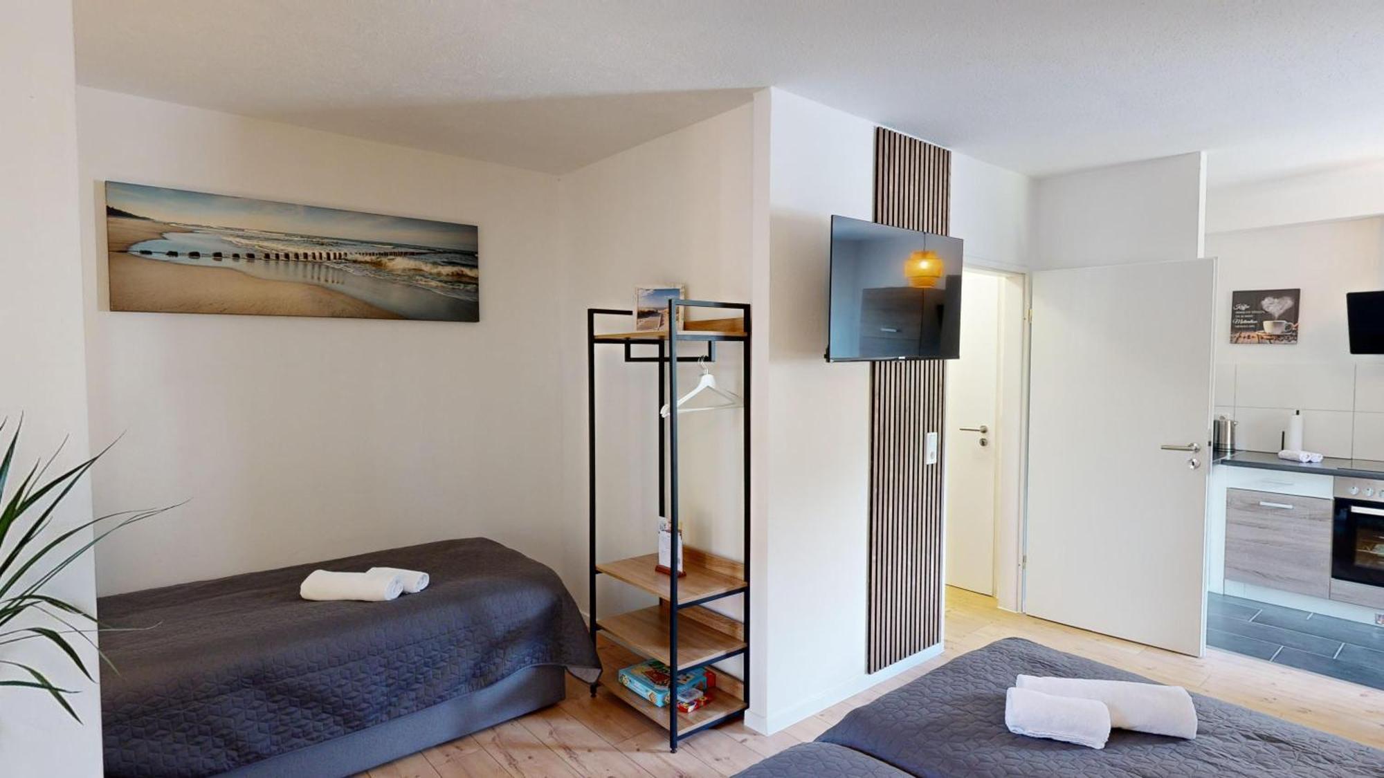 Apartment Immostay S#7 - Parken & Wifi, Naehe Mercedes Benz, 4k Fernseher *